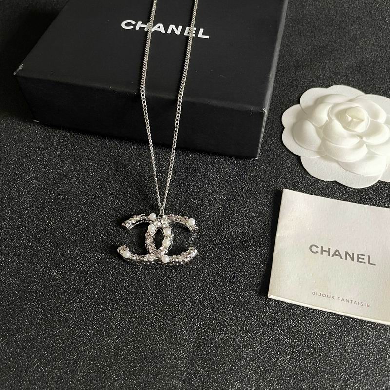 Chanel Necklace 03yxs385